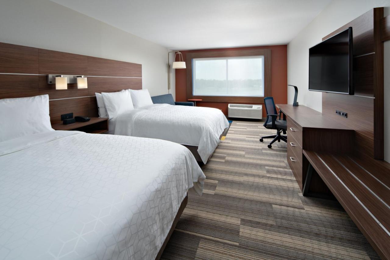 Holiday Inn Express & Suites - Elkhorn - Lake Geneva Area By Ihg Ngoại thất bức ảnh